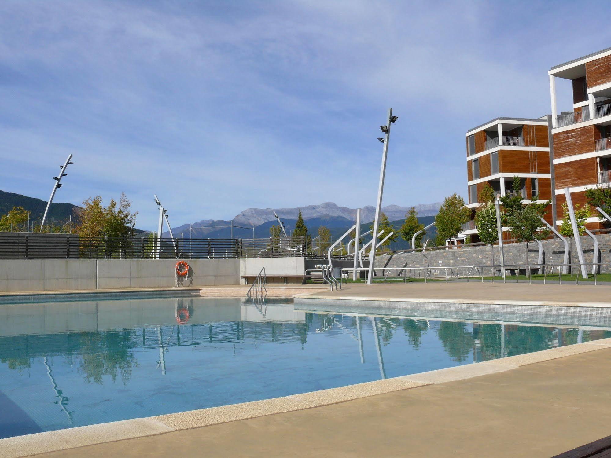 Apartmentsuitespain Formigal Ordesa Sabiñánigo Buitenkant foto